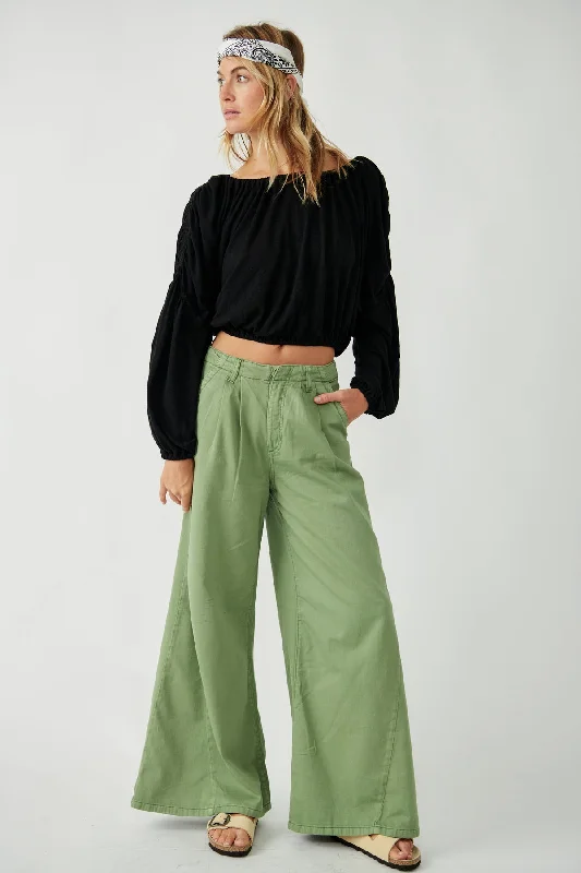 Free People Light As Spring Trouser in Verde Trousers Bridal Satin