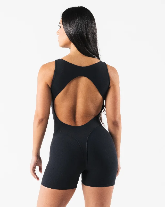 Tenacity Kohl Bodysuit - Black Fashionable Bodysuit with Pleats