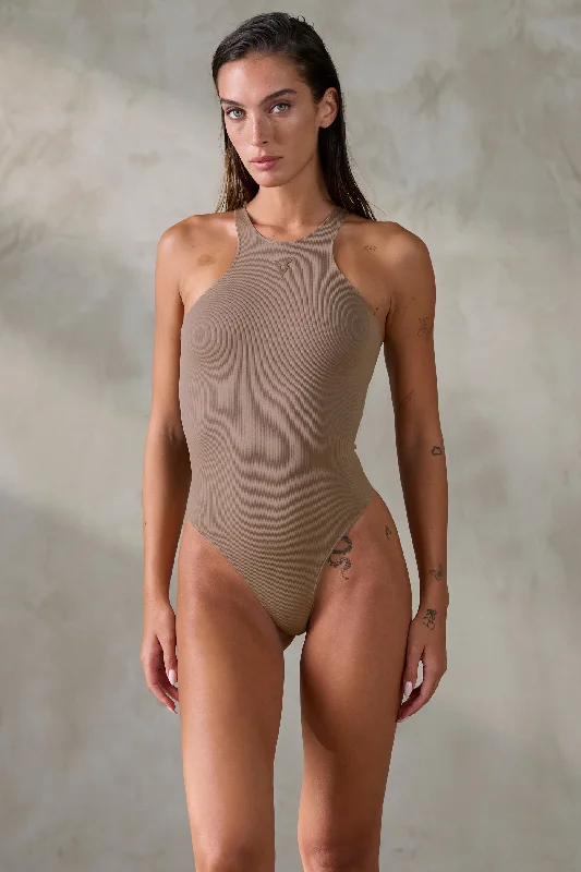 V_RYB SEAMLESS BODYSUIT - Tan Fashionable Square Neck Bodysuit