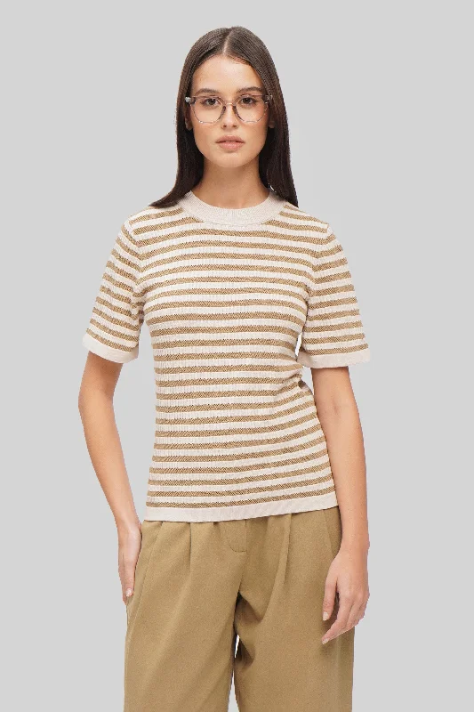 Textured Striped Tee Graphic Embroidered Appliqued